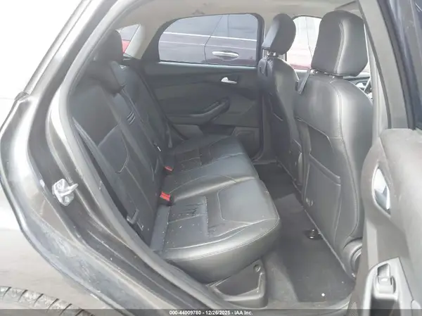 1FADP3K23GL307755 2016 FORD FOCUS - Image 8