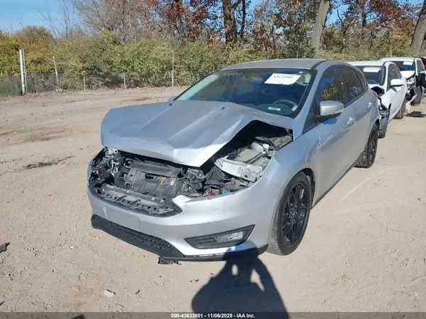 1FADP3K23GL312129 2016 FORD FOCUS - Image 2
