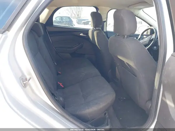 1FADP3K23GL316505 2016 FORD FOCUS - Image 8