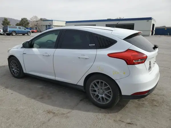 1FADP3K23GL319761 2016 FORD FOCUS - Image 2