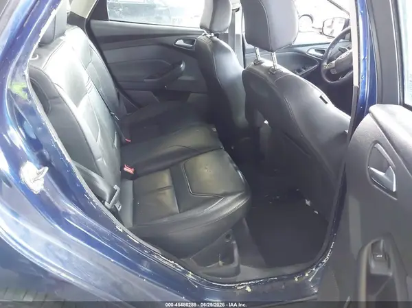1FADP3K23GL321817 2016 FORD FOCUS - Image 8
