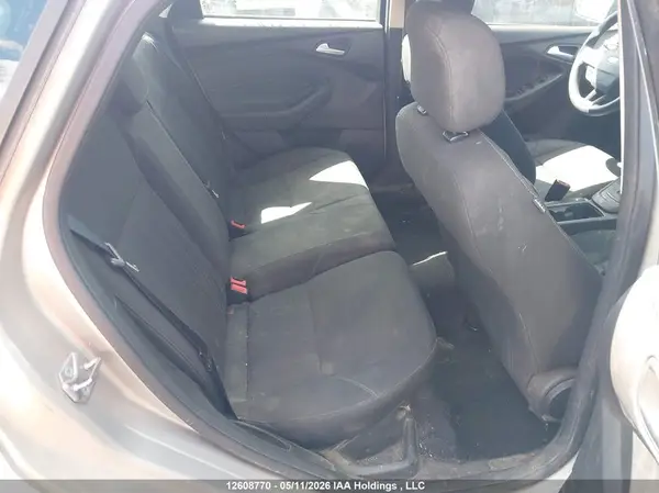 1FADP3K23GL327083 2016 FORD FOCUS - Image 8