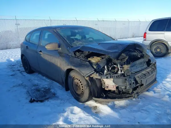 1FADP3K23GL334227 2016 FORD FOCUS - Image 1