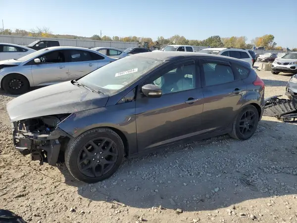 1FADP3K23GL358477 2016 FORD FOCUS - Image 1