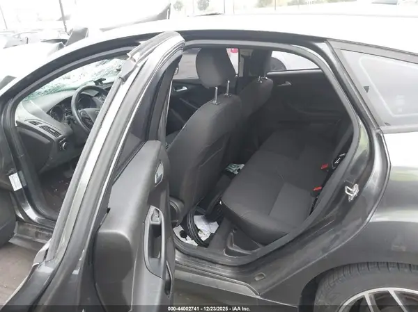 1FADP3K23GL362089 2016 FORD FOCUS - Image 8