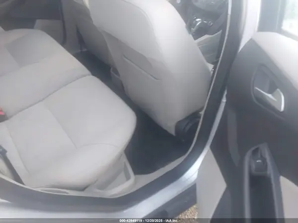 1FADP3K23GL363615 2016 FORD FOCUS - Image 8