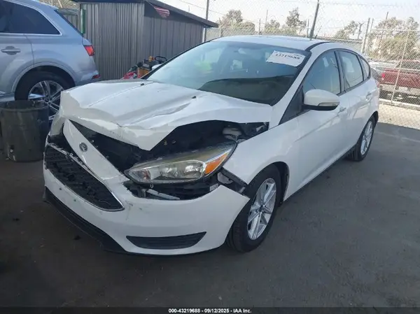 1FADP3K23GL363937 2016 FORD FOCUS - Image 2