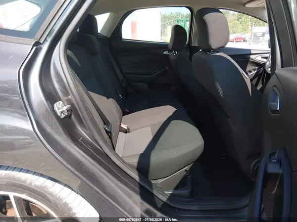 1FADP3K23GL369642 2016 FORD FOCUS - Image 8
