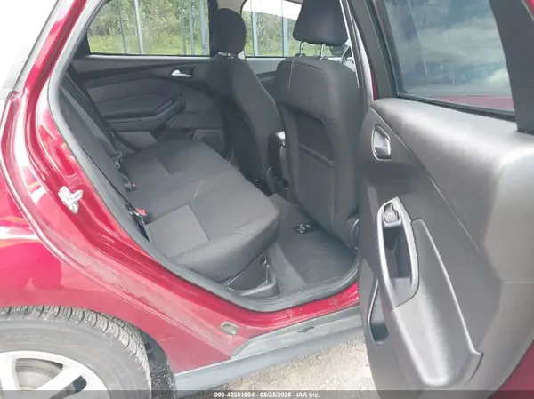 1FADP3K23GL371519 2016 FORD FOCUS - Image 8