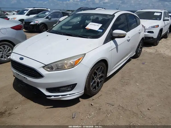 1FADP3K23GL372296 2016 FORD FOCUS - Image 2