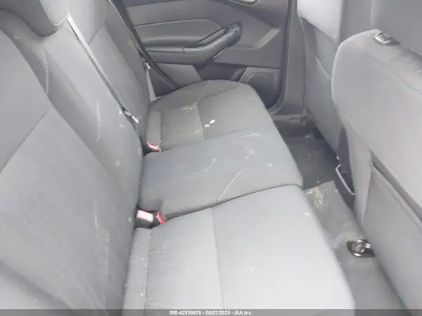 1FADP3K23GL377109 2016 FORD FOCUS - Image 8