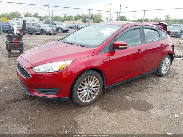 1FADP3K23GL403658 2016 FORD FOCUS - Image 2