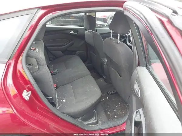 1FADP3K23GL403658 2016 FORD FOCUS - Image 8