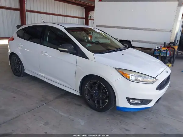 1FADP3K23GL407418 2016 FORD FOCUS - Image 1