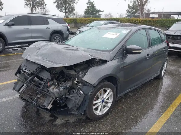1FADP3K23HL206362 2017 FORD FOCUS - Image 2