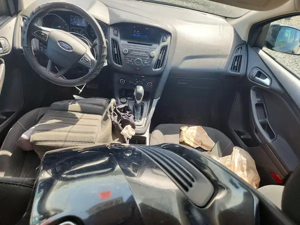 1FADP3K23HL215157 2017 FORD FOCUS - Image 8