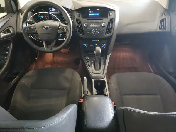 1FADP3K23HL215370 2017 FORD FOCUS - Image 8