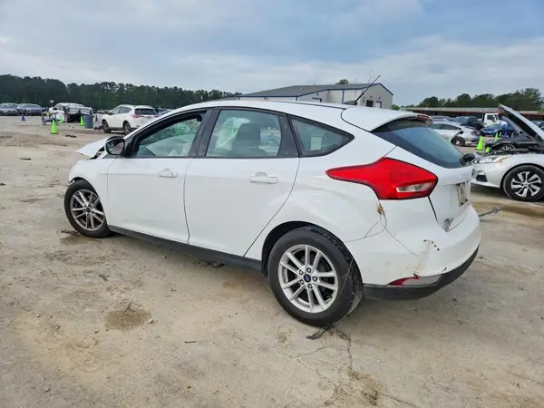 1FADP3K23HL217104 2017 FORD FOCUS - Image 2
