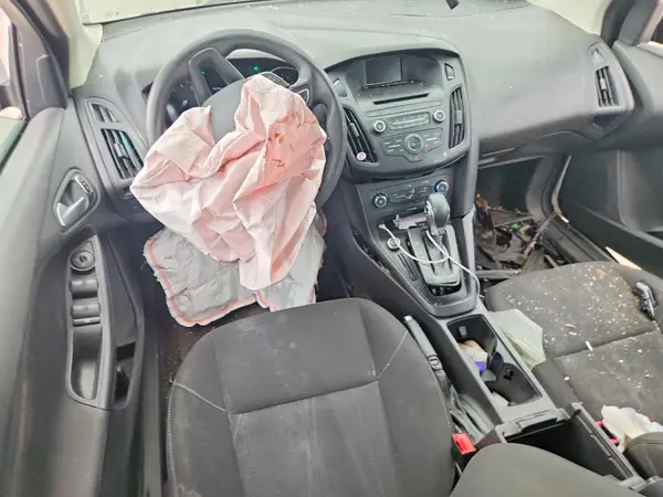 1FADP3K23HL217104 2017 FORD FOCUS - Image 8