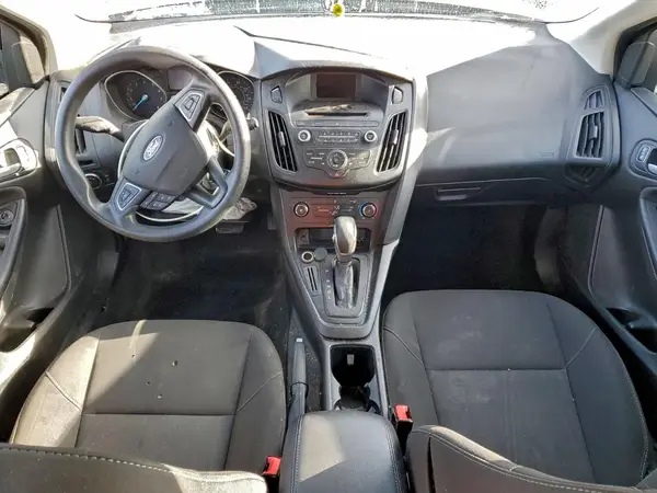 1FADP3K23HL217684 2017 FORD FOCUS - Image 8