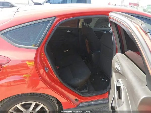 1FADP3K23HL248174 2017 FORD FOCUS - Image 8