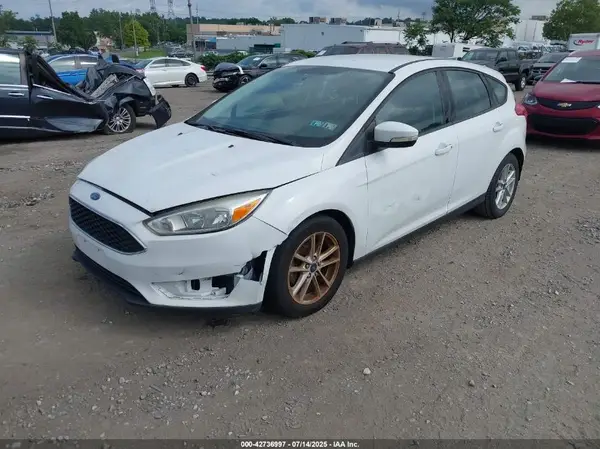 1FADP3K23HL248563 2017 FORD FOCUS - Image 2