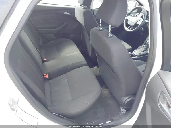 1FADP3K23HL248563 2017 FORD FOCUS - Image 8