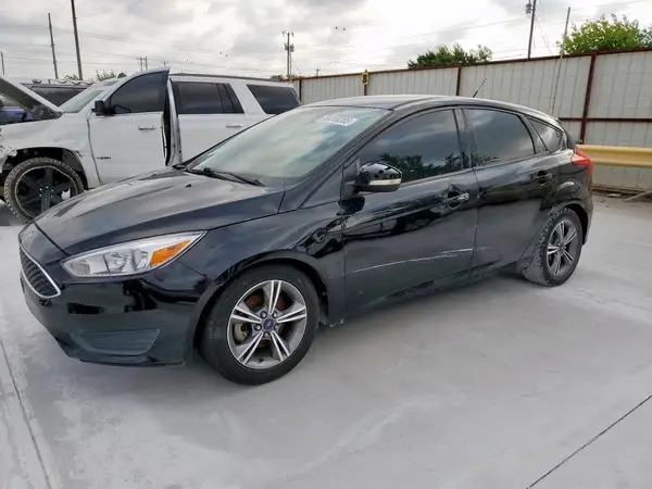 1FADP3K23HL258848 2017 FORD FOCUS - Image 1