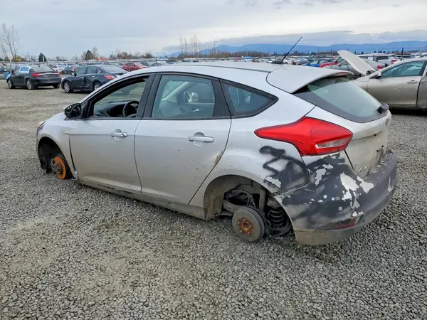 1FADP3K23HL263922 2017 FORD FOCUS - Image 2
