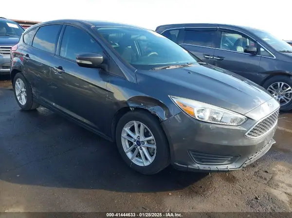 1FADP3K23HL314674 2017 FORD FOCUS - Image 1