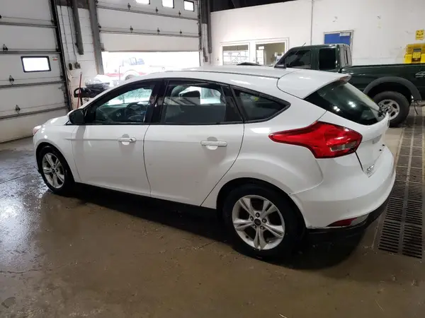 1FADP3K23HL319289 2017 FORD FOCUS - Image 2