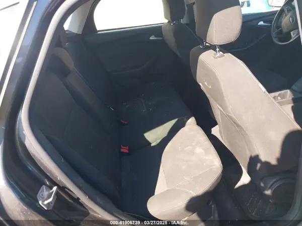 1FADP3K23HL325013 2017 FORD FOCUS - Image 8