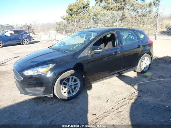 1FADP3K23HL339171 2017 FORD FOCUS - Image 2