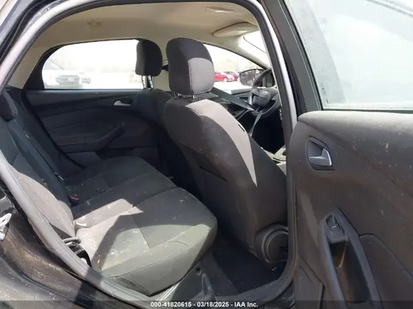 1FADP3K23HL342085 2017 FORD FOCUS - Image 8