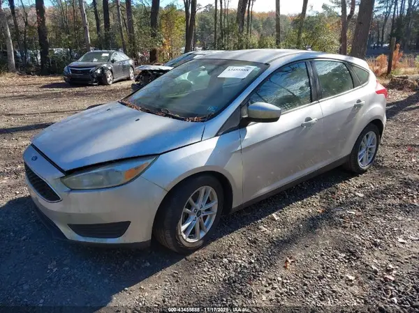 1FADP3K23JL212295 2018 FORD FOCUS - Image 2