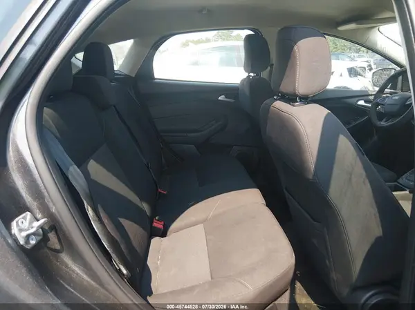 1FADP3K23JL212393 2018 FORD FOCUS - Image 8