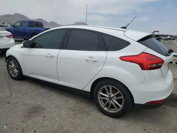 1FADP3K23JL224916 2018 FORD FOCUS - Image 2