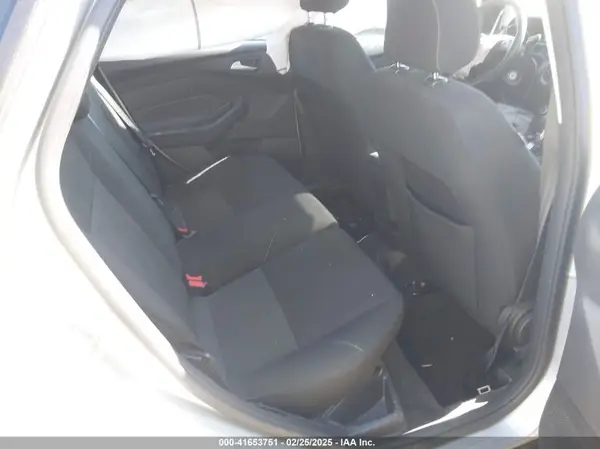 1FADP3K23JL235415 2018 FORD FOCUS - Image 8
