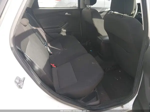 1FADP3K23JL237259 2018 FORD FOCUS - Image 8
