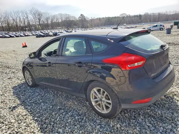 1FADP3K23JL241988 2018 FORD FOCUS - Image 2