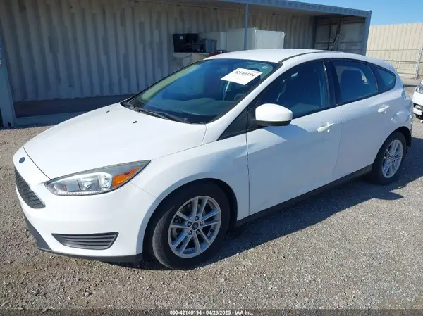 1FADP3K23JL245071 2018 FORD FOCUS - Image 2