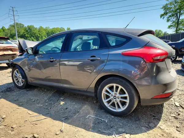 1FADP3K23JL245975 2018 FORD FOCUS - Image 2