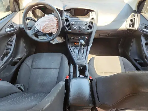 1FADP3K23JL245975 2018 FORD FOCUS - Image 8