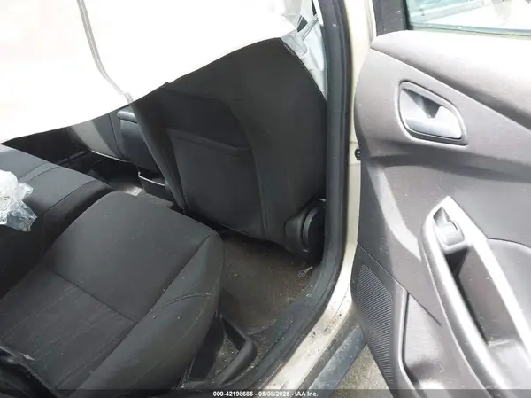 1FADP3K23JL257964 2018 FORD FOCUS - Image 8