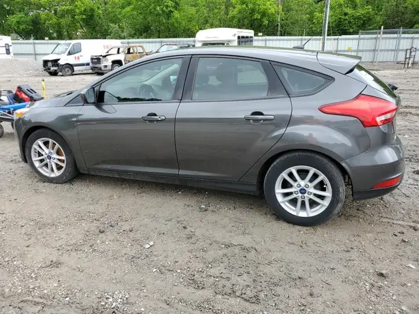 1FADP3K23JL262100 2018 FORD FOCUS - Image 2