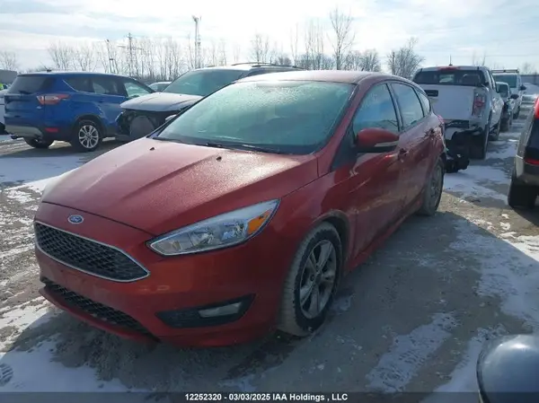 1FADP3K23JL263666 2018 FORD FOCUS - Image 2