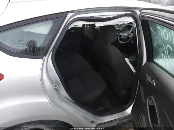 1FADP3K23JL278569 2018 FORD FOCUS - Image 8