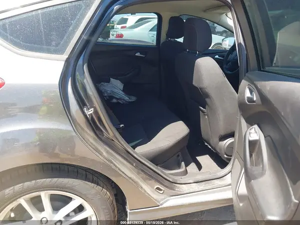 1FADP3K23JL282895 2018 FORD FOCUS - Image 8