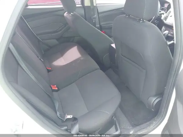 1FADP3K23JL284386 2018 FORD FOCUS - Image 8