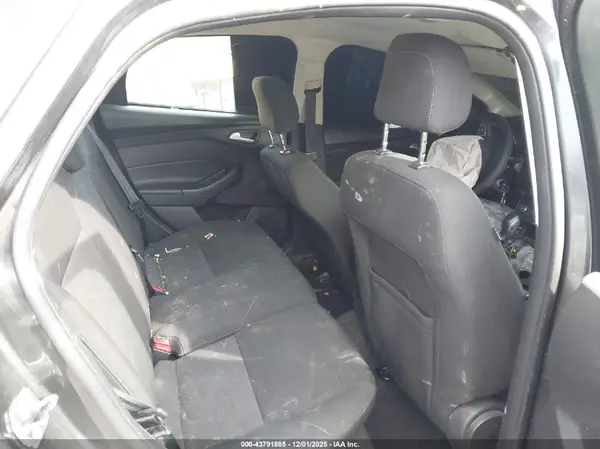 1FADP3K23JL285280 2018 FORD FOCUS - Image 8